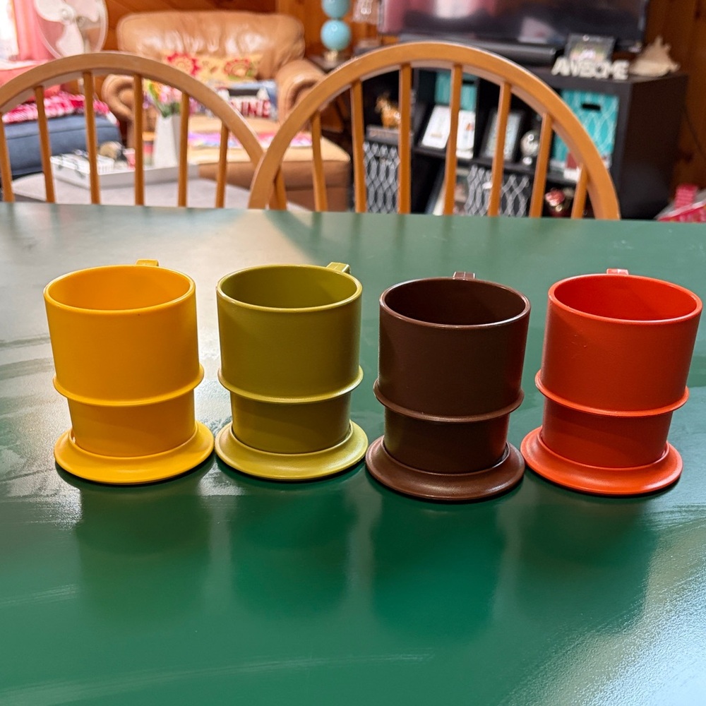 Set of Four Vintage Tupperware Plastic Mugs with coasters